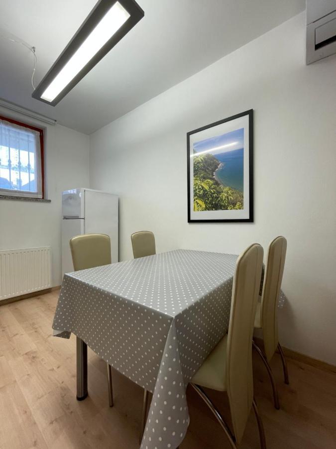 Apartment Sotlar Izola Eksteriør billede