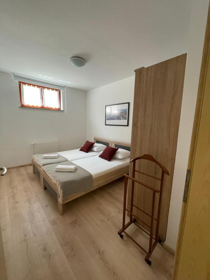 Apartment Sotlar Izola Eksteriør billede